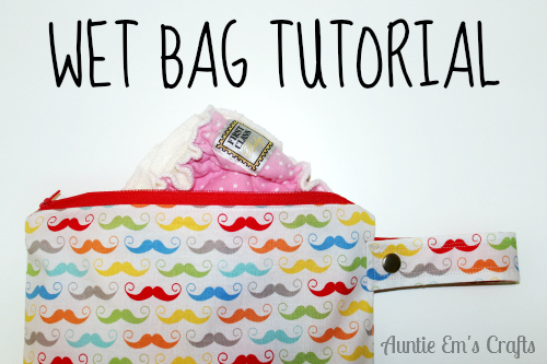 DIY Wet Bag by AuntieEmsCrafts.com. Store soiled diapers in a wet bag that you make yourself with these easy to follow directions! Make one for your car, diaper bag, and by the changing table.